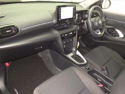 Toyota YARIS CROSS  с аукциона в Японии