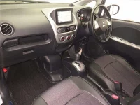 Mitsubishi I-MIEV лот № 10016 оценка 4  с аукциона в Японии 3