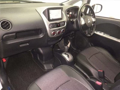 Mitsubishi I-MIEV  с аукциона в Японии