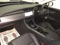 Jaguar XF SERIES лот № 8317 оценка R  с аукциона в Японии 3