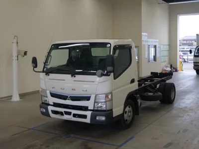 Mitsubishi CANTER  с аукциона в Японии