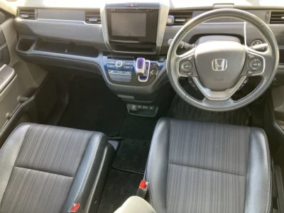 Honda FREED  с аукциона в Японии
