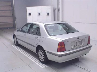 Toyota PROGRES  с аукциона в Японии