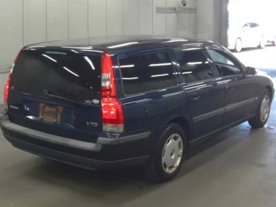Volvo V70  с аукциона в Японии