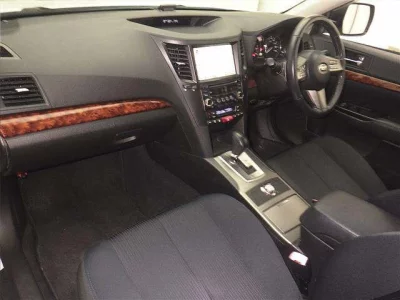 Subaru LEGACY  с аукциона в Японии