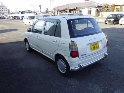 Daihatsu MIRA