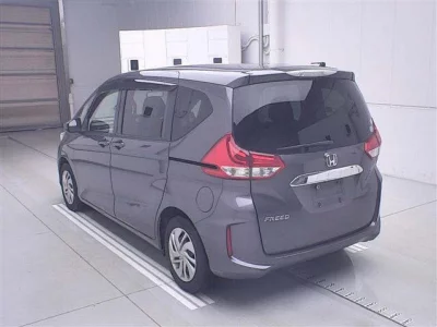Honda FREED  с аукциона в Японии