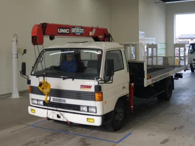 Mazda TITAN  с аукциона в Японии