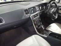 Volvo V60 лот № 38 оценка 4.5  с аукциона в Японии 2