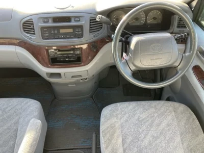 Toyota HIACE REGIUS  с аукциона в Японии