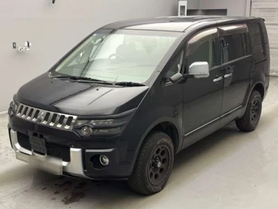 Mitsubishi DELICA D5