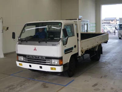 Mitsubishi CANTER  с аукциона в Японии
