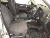 Toyota RAV4 лот № 70058 оценка 3.5  с аукциона в Японии 4