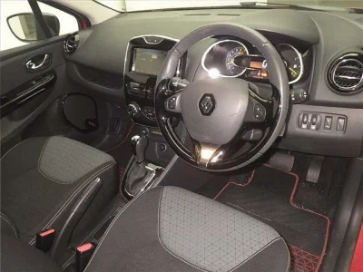 Renault LUTECIA  с аукциона в Японии