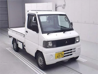 Mitsubishi MINICAB TRUCK