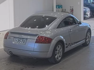 Audi TT  с аукциона в Японии