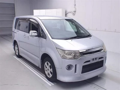 Mitsubishi DELICA D5  с аукциона в Японии