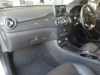 Mercedes-Benz B CLASS лот № 301 оценка 4  с аукциона в Японии 2