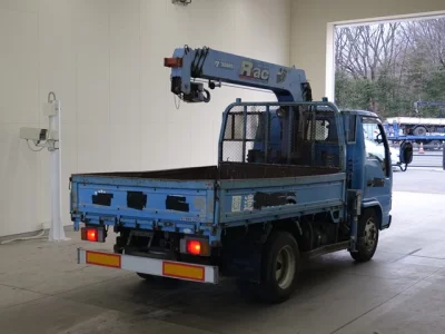Isuzu ELF  с аукциона в Японии
