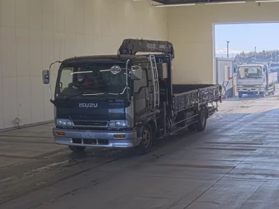 Isuzu FORWARD  с аукциона в Японии