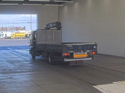 Isuzu FORWARD  с аукциона в Японии