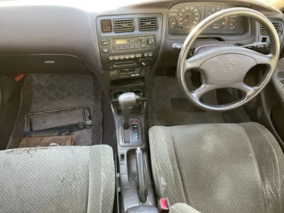 Toyota COROLLA  с аукциона в Японии