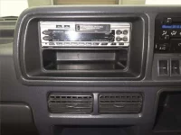 Subaru SAMBAR лот № 70082 оценка 3.5  с аукциона в Японии 5