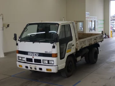 Isuzu ELF  с аукциона в Японии