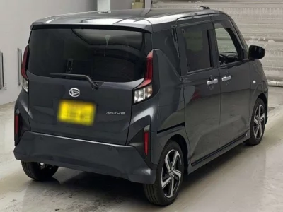 Daihatsu MOVE  с аукциона в Японии