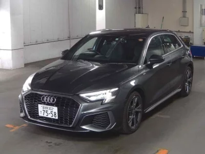 Audi A3  с аукциона в Японии