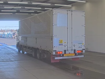 Nissan QUON  с аукциона в Японии