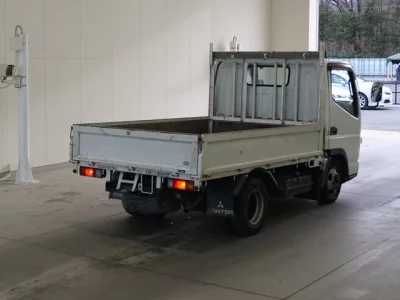 Mitsubishi CANTER  с аукциона в Японии