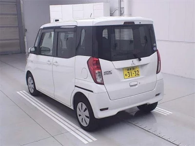 Mitsubishi EK SPACE