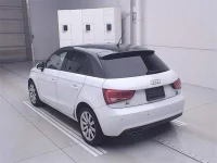 Audi A1 лот № 70112 оценка 3.5  с аукциона в Японии 1