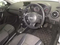 Audi A1 лот № 70112 оценка 3.5  с аукциона в Японии 2