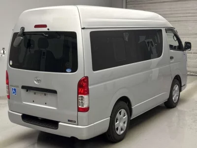 Toyota REGIUS ACE VAN