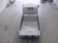 Mitsubishi CANTER лот № 1242 оценка 3  с аукциона в Японии 2