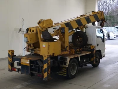 Isuzu ELF  с аукциона в Японии