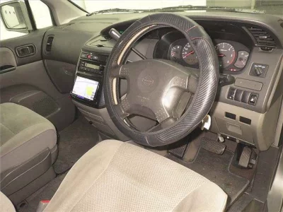 Nissan ELGRAND  с аукциона в Японии