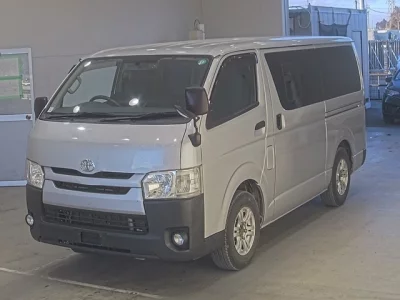 Toyota HIACE VAN  с аукциона в Японии