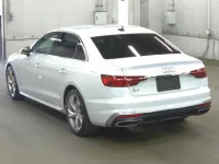 Audi A4 лот № 324 оценка 4.5  с аукциона в Японии 4