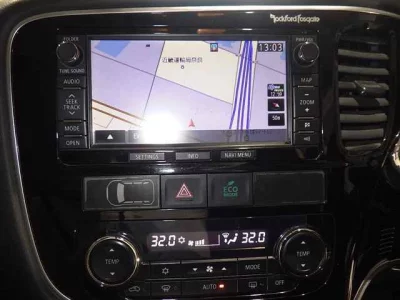 Mitsubishi OUTLANDER PHEV