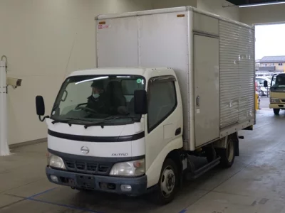 Hino DUTRO  с аукциона в Японии