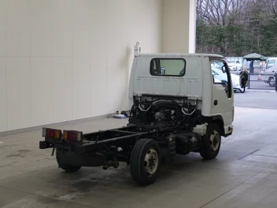 Isuzu ELF  с аукциона в Японии