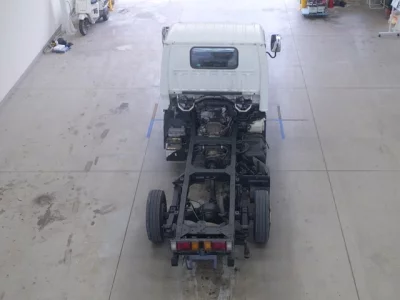 Isuzu ELF  с аукциона в Японии