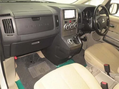 Mitsubishi DELICA D5