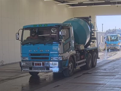 Mitsubishi SUPER GREAT  с аукциона в Японии