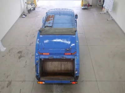 Isuzu ELF  с аукциона в Японии