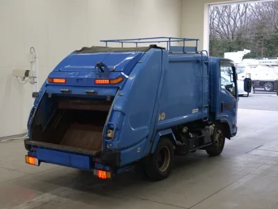 Isuzu ELF  с аукциона в Японии