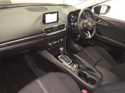 Mazda AXELA  с аукциона в Японии